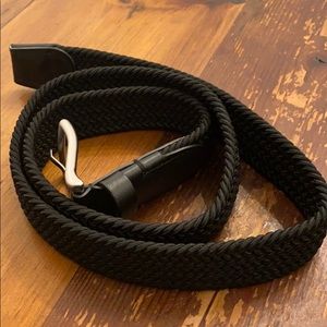 Saks Fifth Avenue UNISEX looped belt